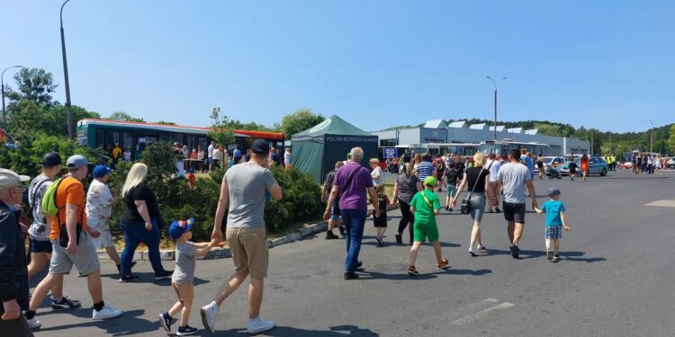 Tłumy mieszkańców w zajezdni MZK