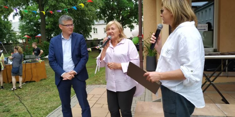 Świetlica „Jaskółka” wita wakacje festynem !