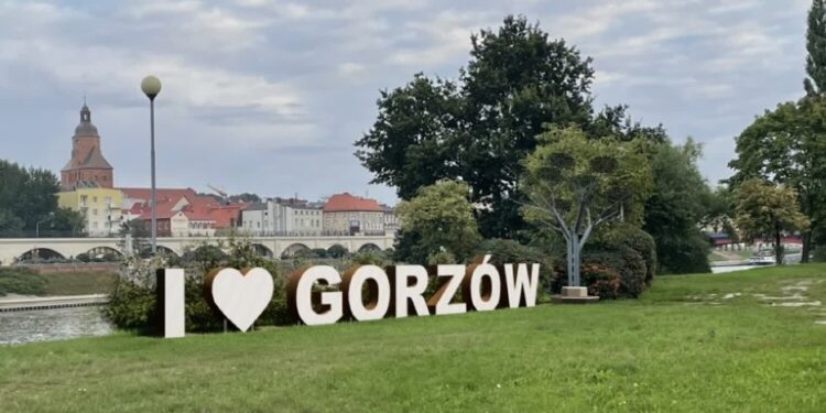 fot. Materiał UM w Gorzowie. Napis ma stanąć na błoniach Warty