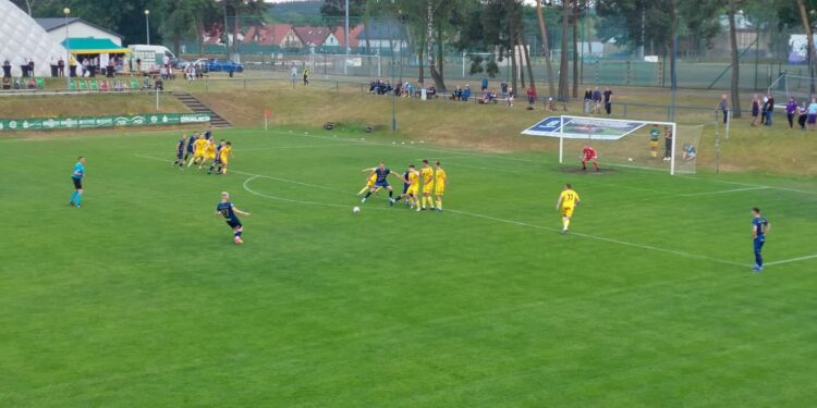 Derby dla Warty. Gorzowianie zostają w III lidze!