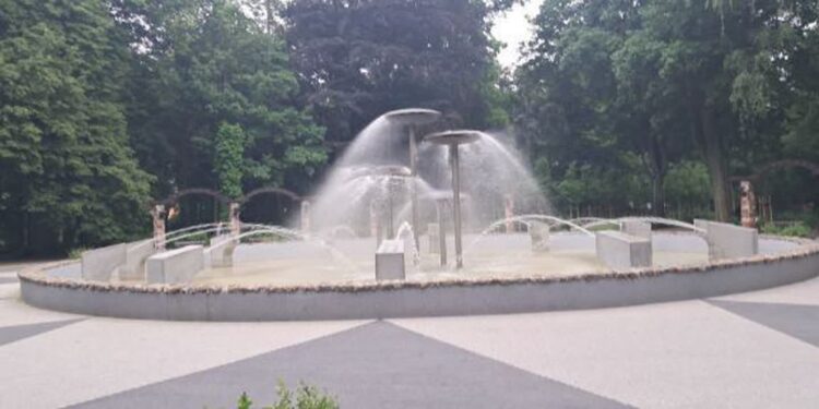 Fontanna już naprawiona