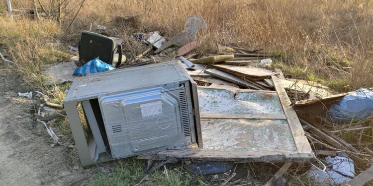 Coraz większy problem z dzikimi wysypiskami w mieście