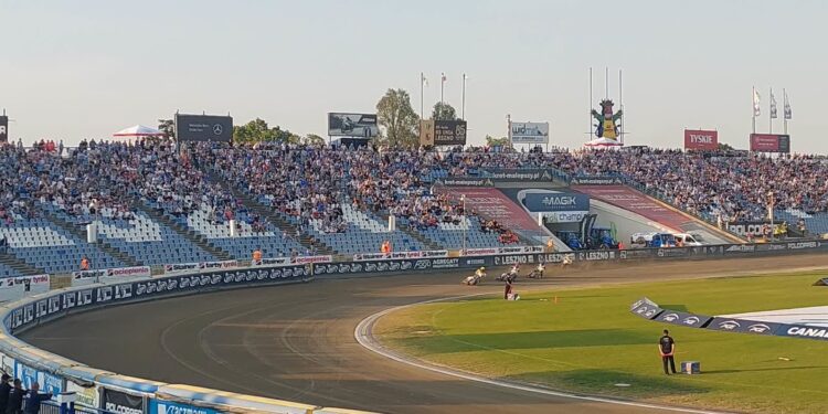 Ostatnia Prosta: żużel, piłka wodna, wioślarstwo, triathlon, siatkówka