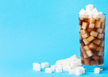 Aspartam „potencjalnie rakotwórczy”, ale można go spożywać