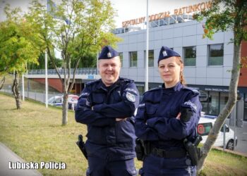 Policjanci pomogli w ratowaniu dwuletniego chłopca