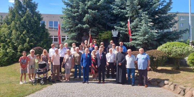 W Żarach uczczono ofiary ukraińskiego ludobójstwa