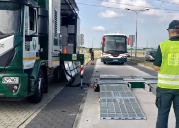 Kontrole ITD i policji. Pod lupą ciężarówki i autokary
