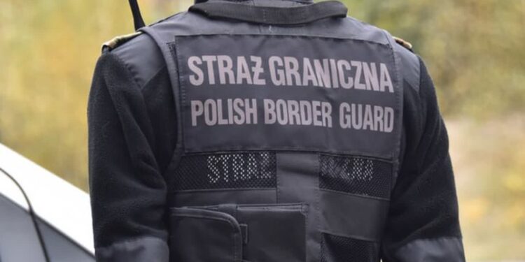 Pogranicznicy z Tuplic zlikwidowali nielegalny magazyn tytoniu