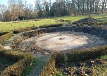 Trwa restauracja żagańskich fontann parkowych
