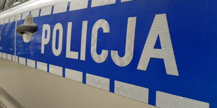 Zderzenie motocyklisty z samochodem osobowym