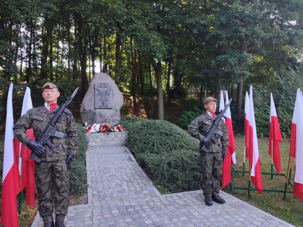 Gorzowska uroczystość upamiętniająca ofiary "krwawej niedzieli" na Wołyniu