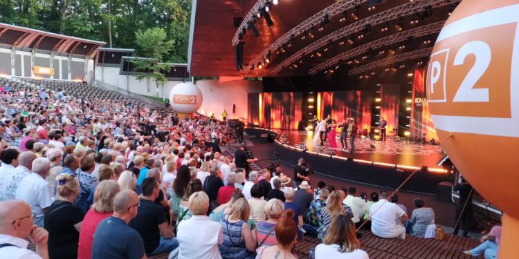 35. Romane Dyvesa pełne tradycji i gości…