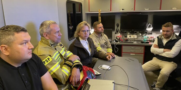 Minister klimatu i środowiska jest już w Przylepie w związku z pożarem odpadów