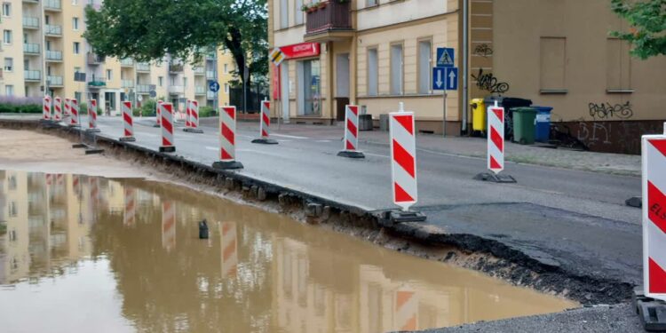 Jeszcze dziś wzmocnią ulicę