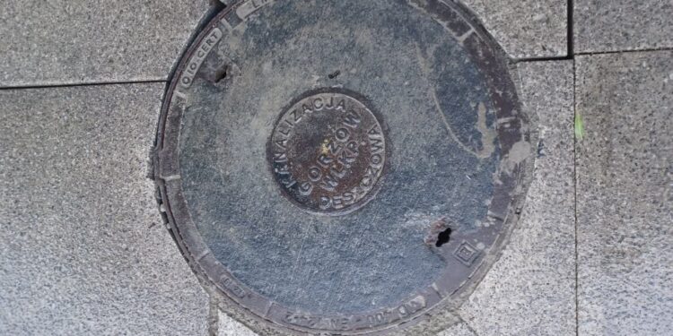 Czy tak powinien wyglądać chodnik po poprawkach?