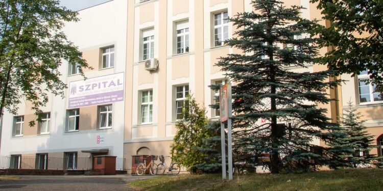 Generał kieruje szpitalem w Międzyrzeczu