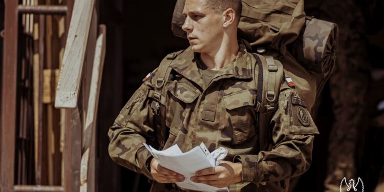 Przyciągają tłumy, choć to nie wczasy pod gruszą. Rozpoczęło się kolejne szkolenie wojskowe „Wakacje z WOT”