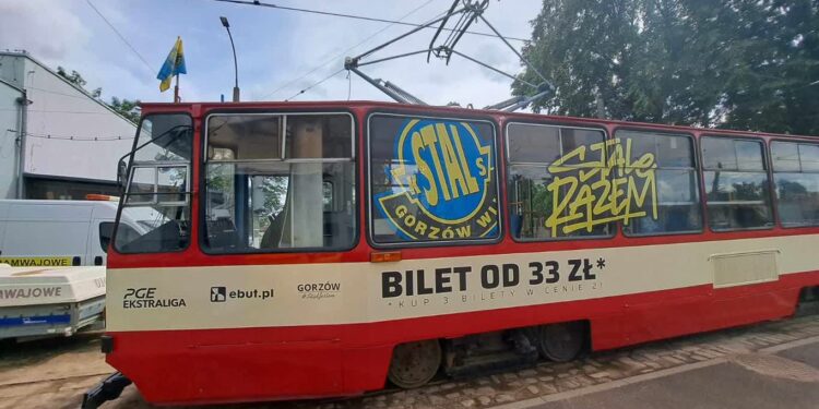 STALowy Tramwaj na torach w Gorzowie