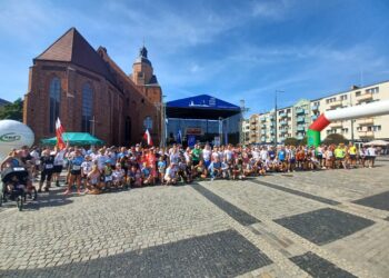 Pobiegli w hołdzie Solidarności