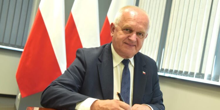 9,3 mln zł na dodatki dla pracowników DPS-ów