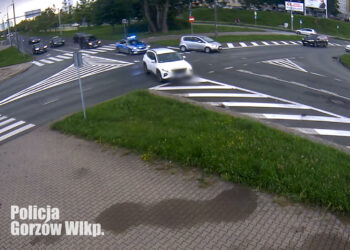 Gorzowscy policjanci konwojowali 1,5 roczne dziecko do szpitala