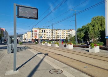 Będą nowe kamery i tablice na przystankach
