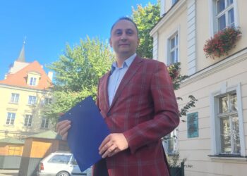 PiS proponuje „Lokalną półkę”