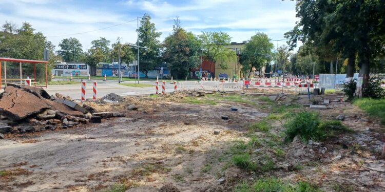 Remont na skrzyżowaniu ulic Roosvelta, Kos. Gdyńskich i Żwirowej.