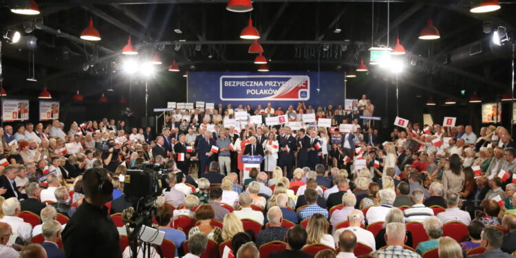 fot: PAP/Krzysztof Świderski