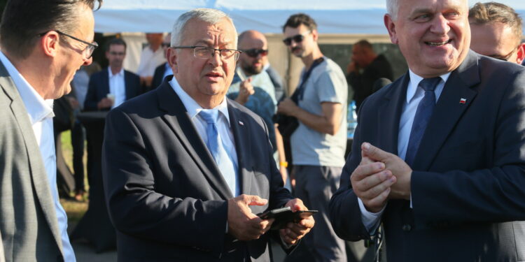 Kolejny odcinek autostrady A18 już otwarty!