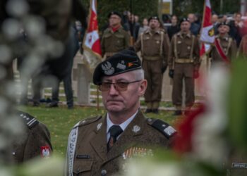 Żołnierze z Żagania odwiedzili wojskowe nekropolie w Bredzie