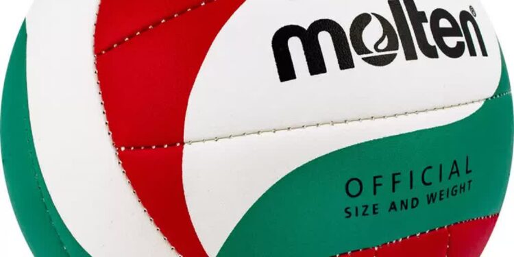 Mocne wejście w sezon siatkarzy Stilonu. Pytaliśmy też o halę