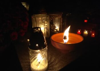 Dzień Wszystkich Świętych powinien być dla nas radosnym czasem