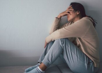 Jak psycholog może pomóc w radzeniu sobie z depresją?