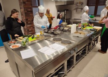 Hamburger z ciecierzycy najsmaczniejszy