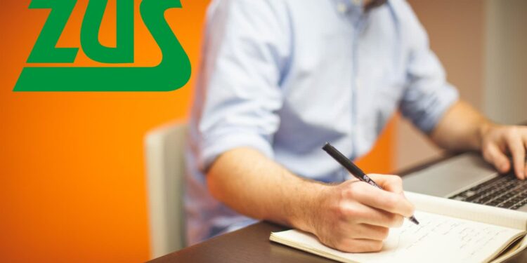 ZUS nie przyjmuje wniosków o wyrównanie 500 plus do 800 plus