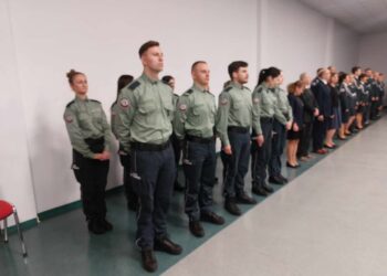 Nowi funkcjonariusze KAS