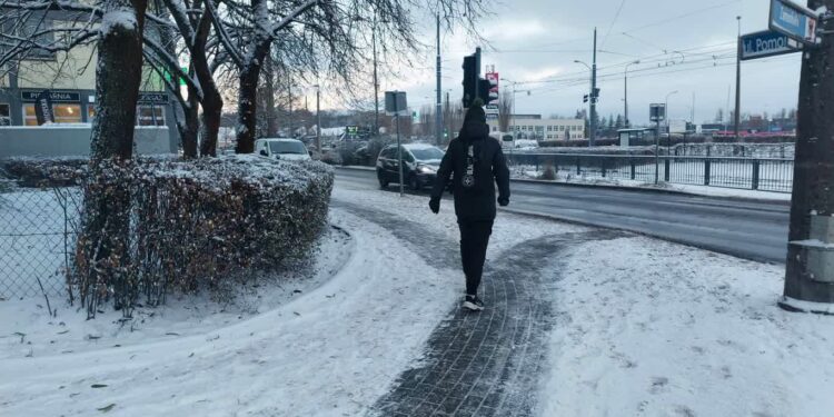 Pierwszy, prawdziwie śnieżny poranek w Gorzowie