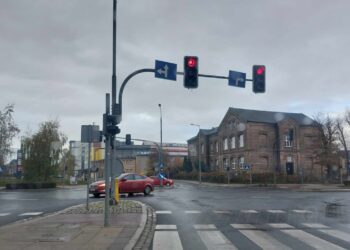 Awaria świateł na Zawarciu usunięta