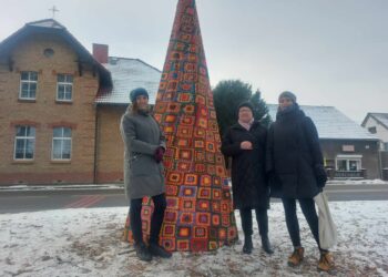 Niezwykła choinka. Powstawała pół roku