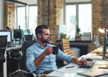 Czy warto inwestować w agencję zajmującą się pozycjonowaniem?