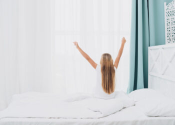 Jak dobrać twardość materaca, aby zapewnić sobie komfortowy sen?