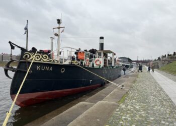 Kuna popłynęła do Santoka