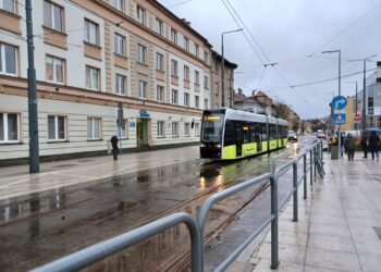 „Czwórki” pod dworzec to pierwszy etap