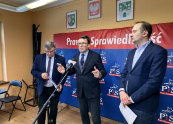 Politycy PiS: tę ustawę pisali lobbyści