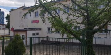 Młody chłopak okradł ZSS nr 14