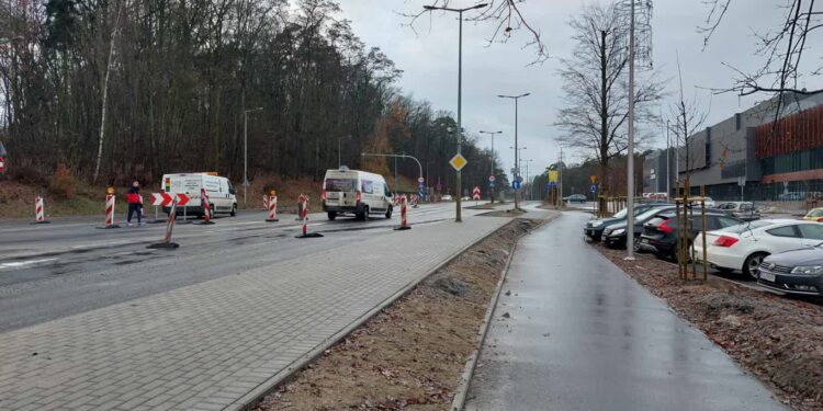 Inżynier tłumaczy zamieszanie z pasami