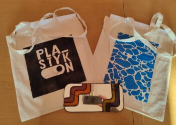 Mikołajkowy kiermasz sztuki PlastykON w Plastyku