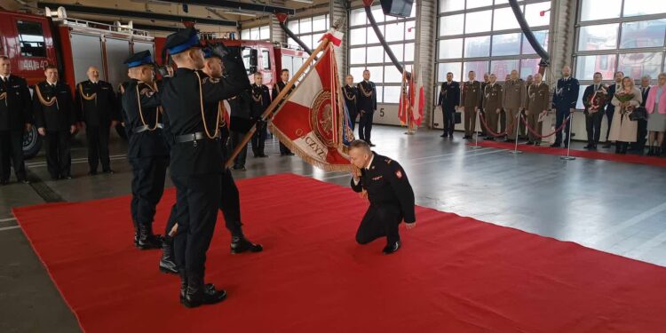 W Żaganiu pożegnano komendanta strażaków