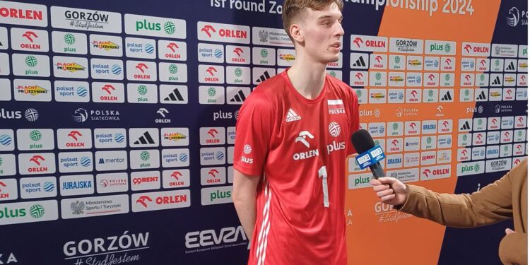 Z Estonią Polacy bez problemu. Dużo grania przyjmującego Olimpii